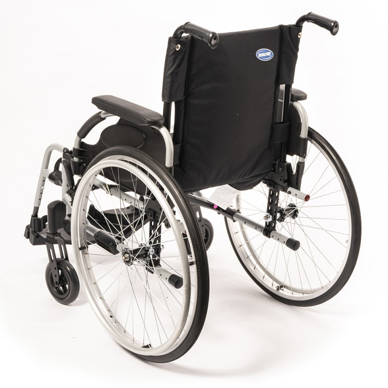 Кресло-коляска Action 2 (фиксированная спинка, литые колеса)