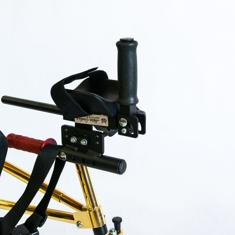 Ходунки с дополнительной фиксацией (поддержкой) тела, в том числе для больных детским церебральным параличом (ДЦП)